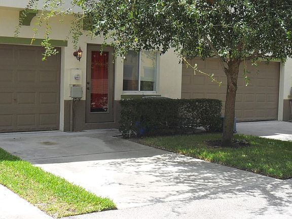 2nd image of 1901 SE High Springs Dr