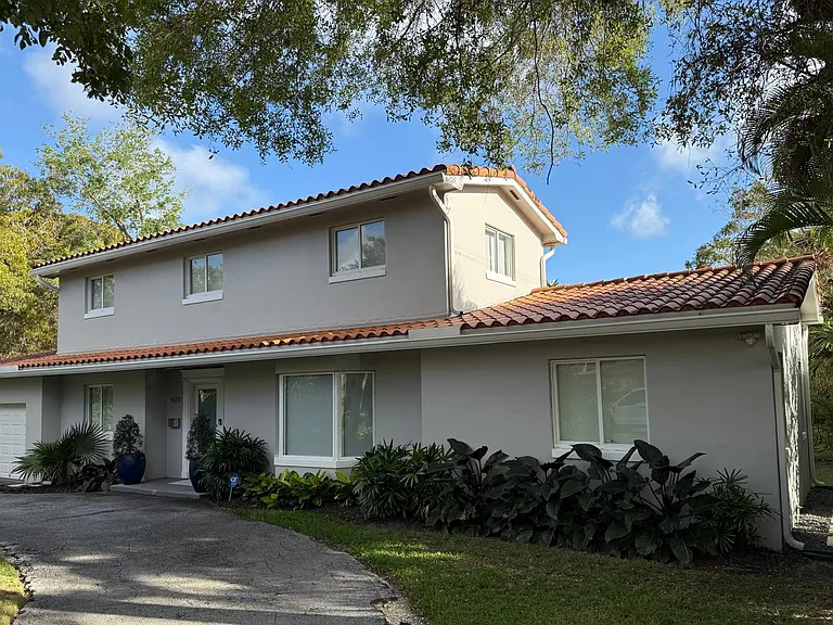 400 Miller Rd — Photo 1