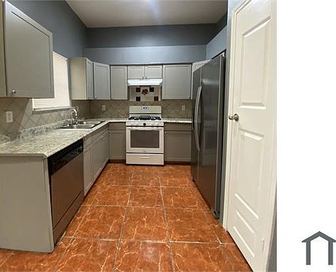 4th image of 4238 Field Meadow Dr