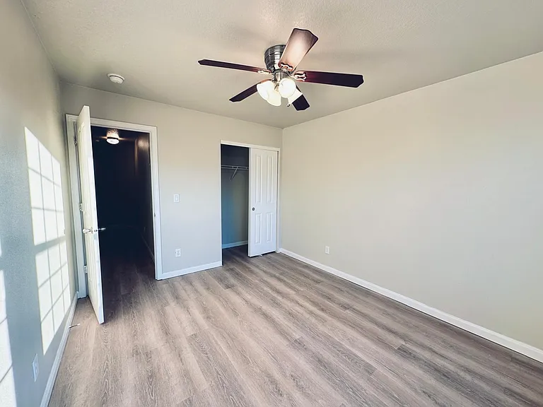 3374 SE Meadowview Way — Photo 26