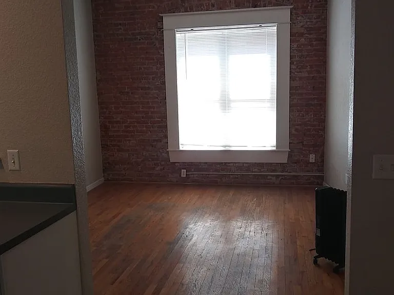 1425 N Washington St #305 — Photo 7