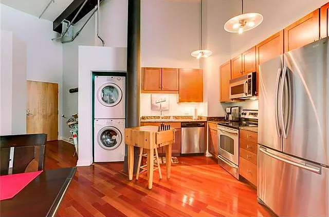 1 bed, 711 sqft, $2,000 — Photo 2