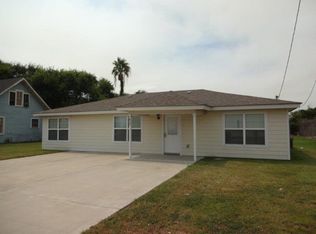 409 S Church St, Rockport, TX 78382