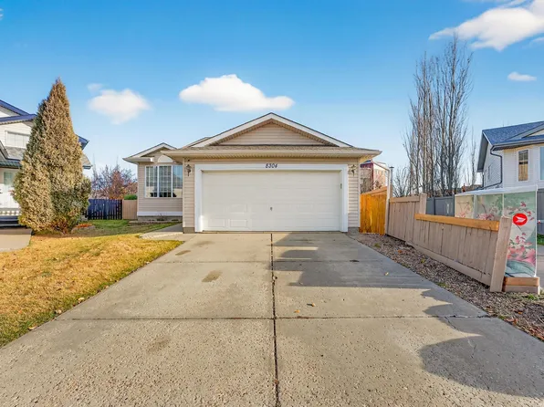 8304 170th Ave NW, Edmonton, AB T5Z 3G8