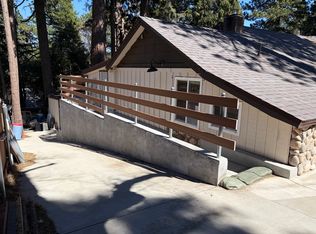 1055 Playground Dr #2, Crestline, CA 92325