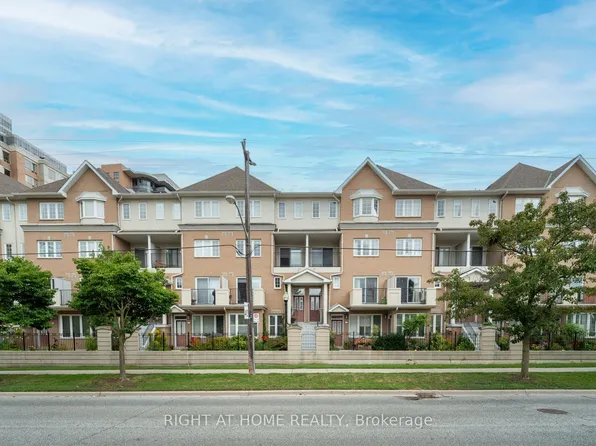 220 Grandview Way, Toronto, ON M2N 6V3