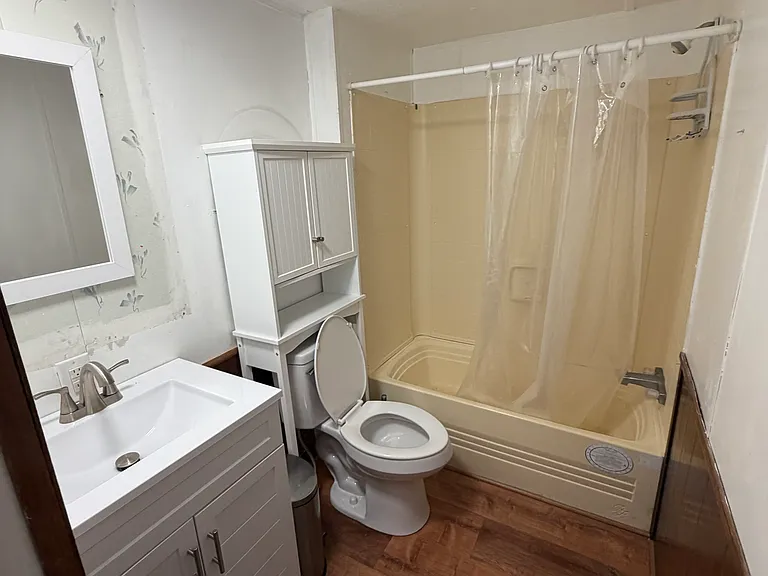 320 New Crosswinds Dr — Photo 8