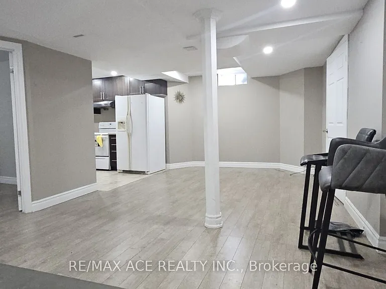 14 Kentview Cres #BASEMENT — Photo 10