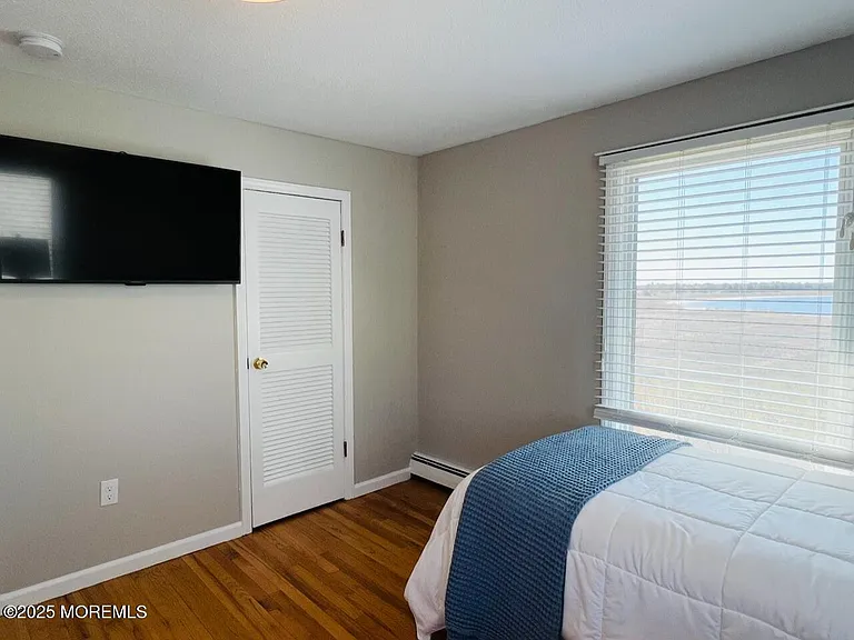 245 24th Ave — Photo 21