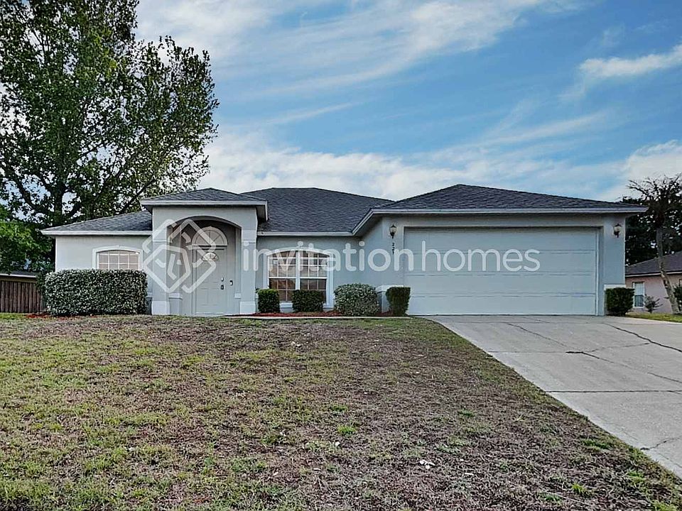 1st image of 221 Heronwood Cir