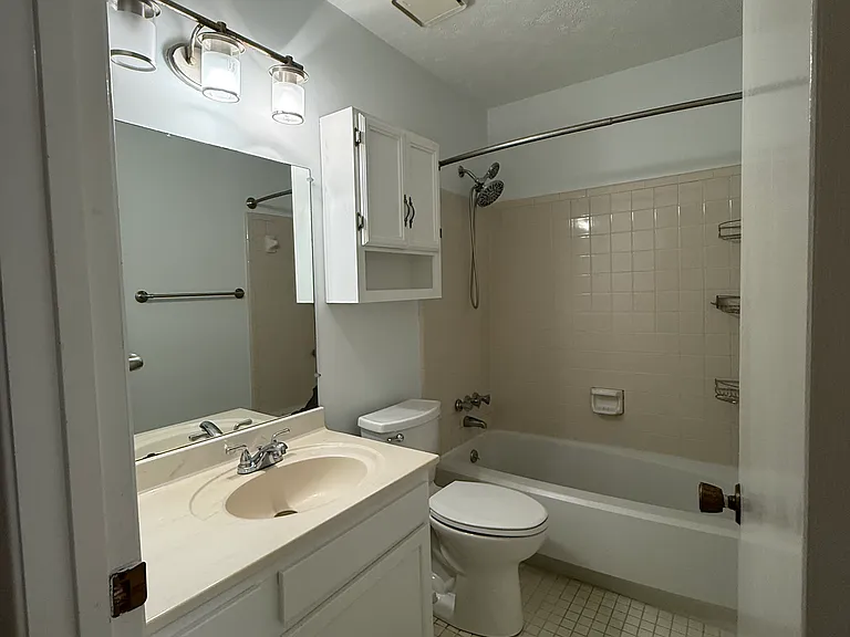 1005 McClelen Way — Photo 24
