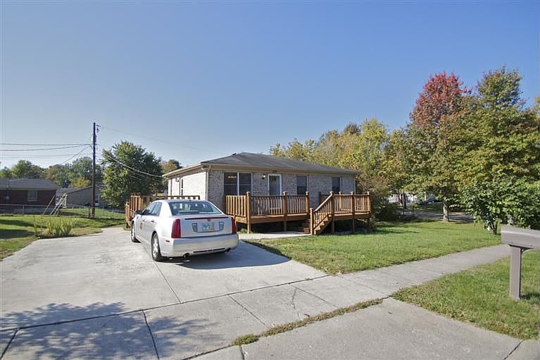 1st image of 309 Creekside Dr