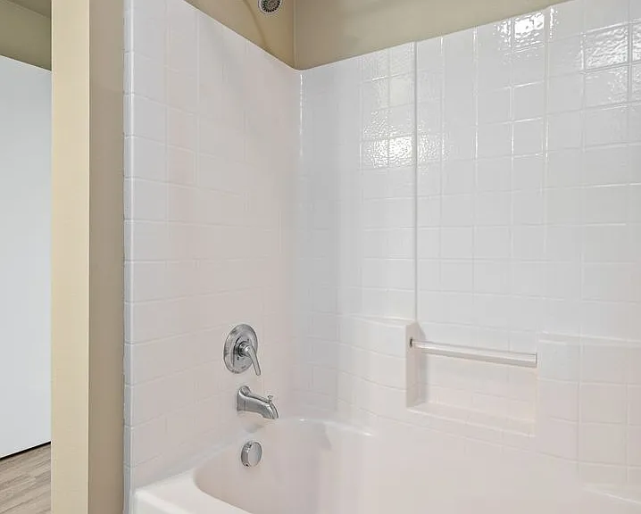 Waterscape at Juanita Village — Photo 121