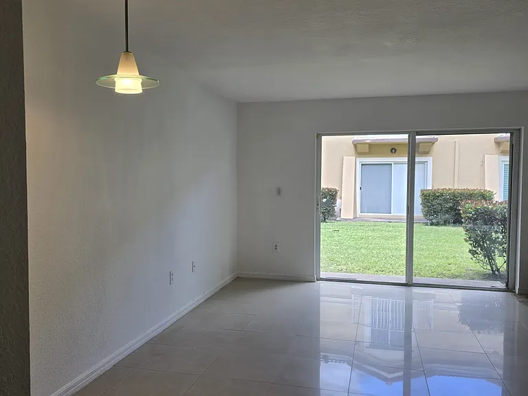3194 SW 128th Ter #143 — Photo 7