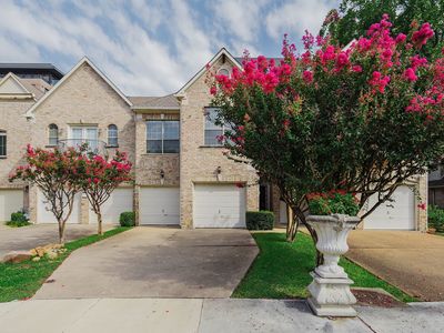 8 Stonebriar Ct, Dallas, TX, 75206