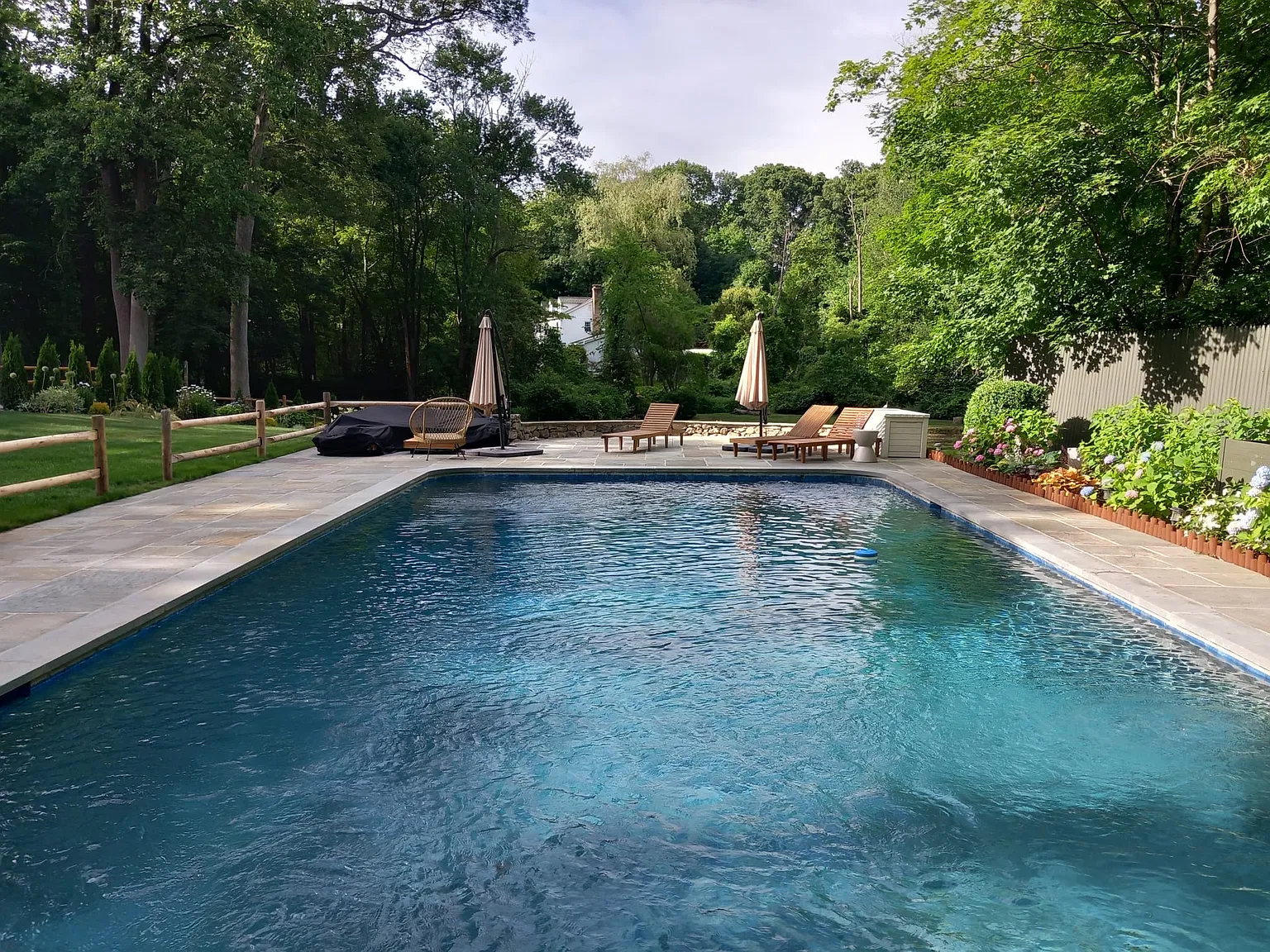 4 bed, 3337 sqft, $17,000 — Photo 3