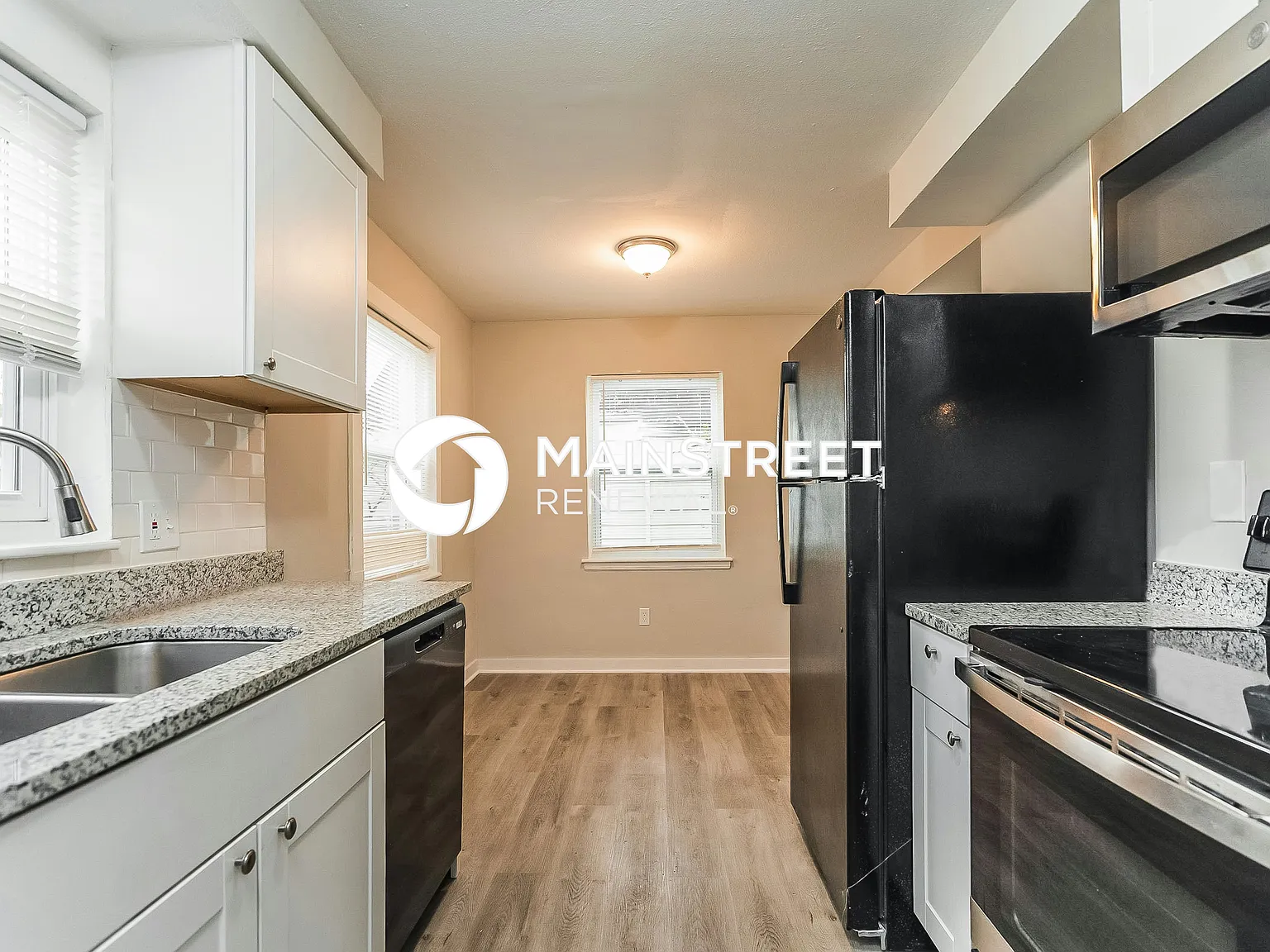 3510 Norwood St — Photo 4
