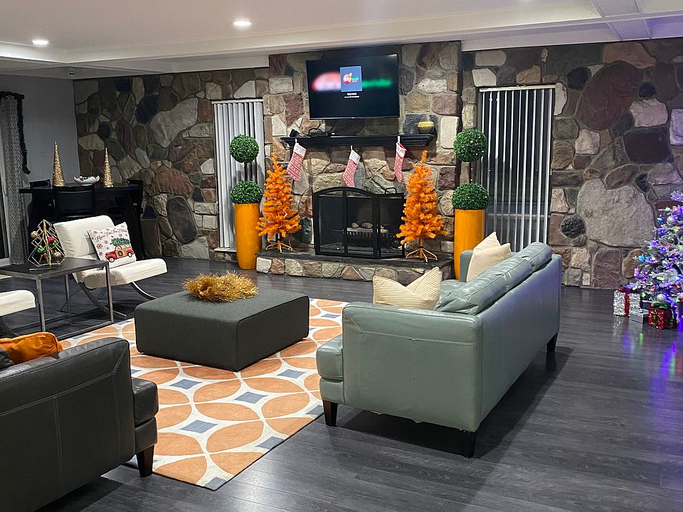 Cranbrook Centre Southfield, MI Apartment Rentals Southfield, MI