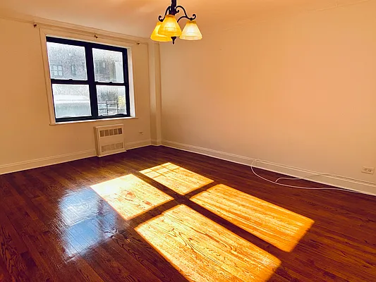 Sold by Evans Real Estate | media 7
