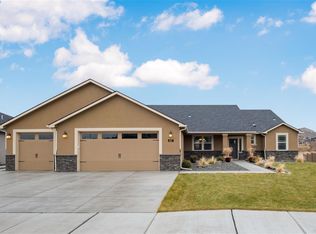 817 Meadows Dr S, Richland, WA