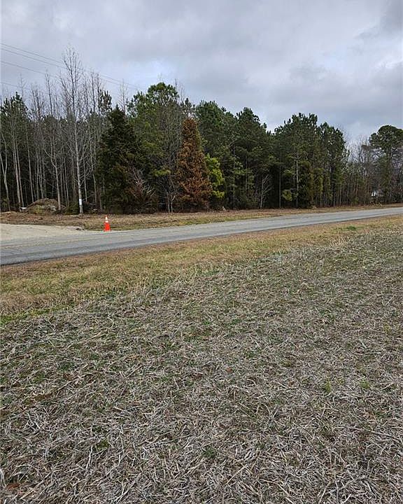 1st image of 949 Cherry Grove Rd N