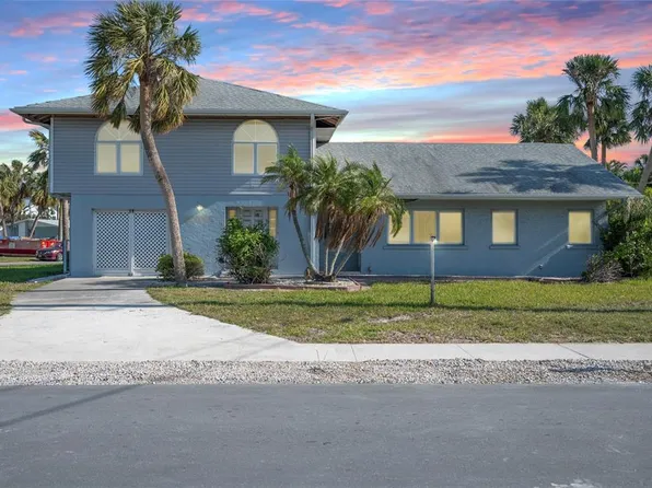 5607 Holmes Blvd, Bradenton Beach, FL 34217