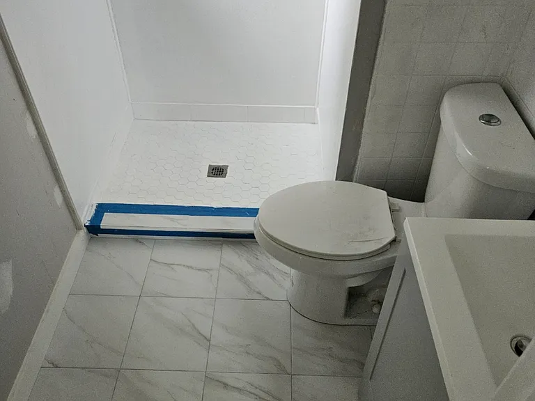 2 Howard St #5 — Photo 3