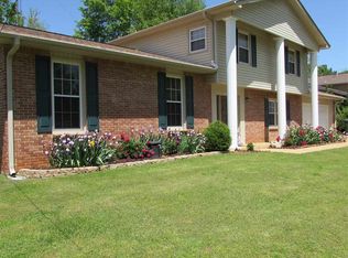 8003 Craigmont Rd SW, Huntsville, AL 35802