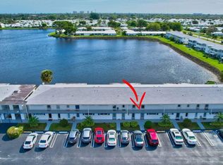 1118 Lake Ter APT 110, Boynton Beach, FL 33426