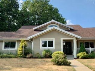 201 Altermoor Dr, Natrona Heights, PA