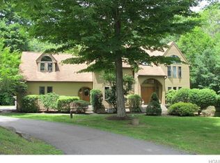 111 Manor Rd, Patterson, NY 12563