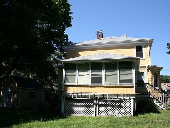 4th image of 766 Central St