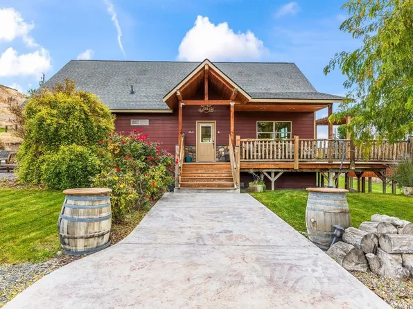 233 Tibbling Rd, Selah, WA 98942