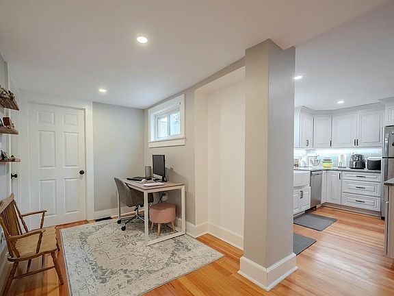 4th image of 23 N Groton St #21