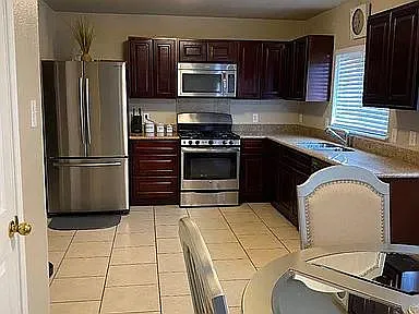 3210 Clipper Winds Way — Photo 4
