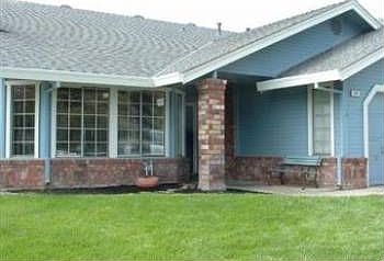 1st image of 829 Colby Ct