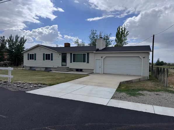 2580 S Perry St, Perry, UT 84302
