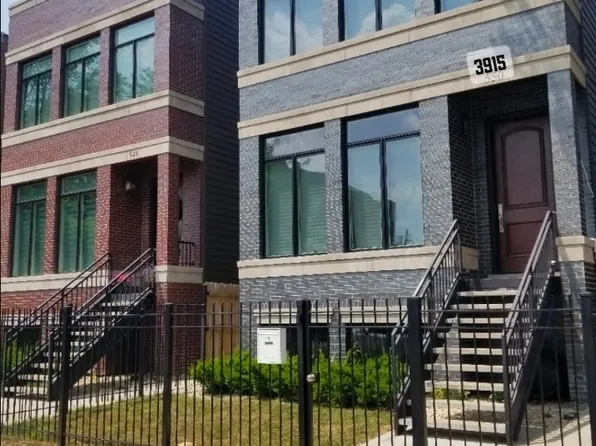 3915 S Calumet Ave, Chicago, IL 60653