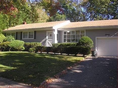 1st image of 16 Suburban Dr