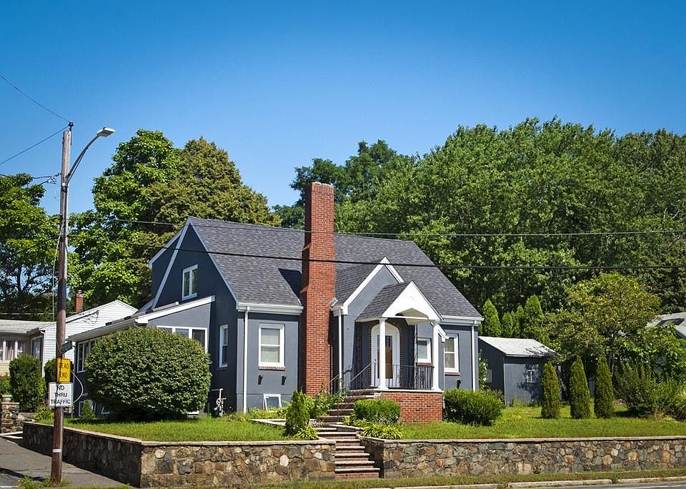 1st image of 150 Highland Ave