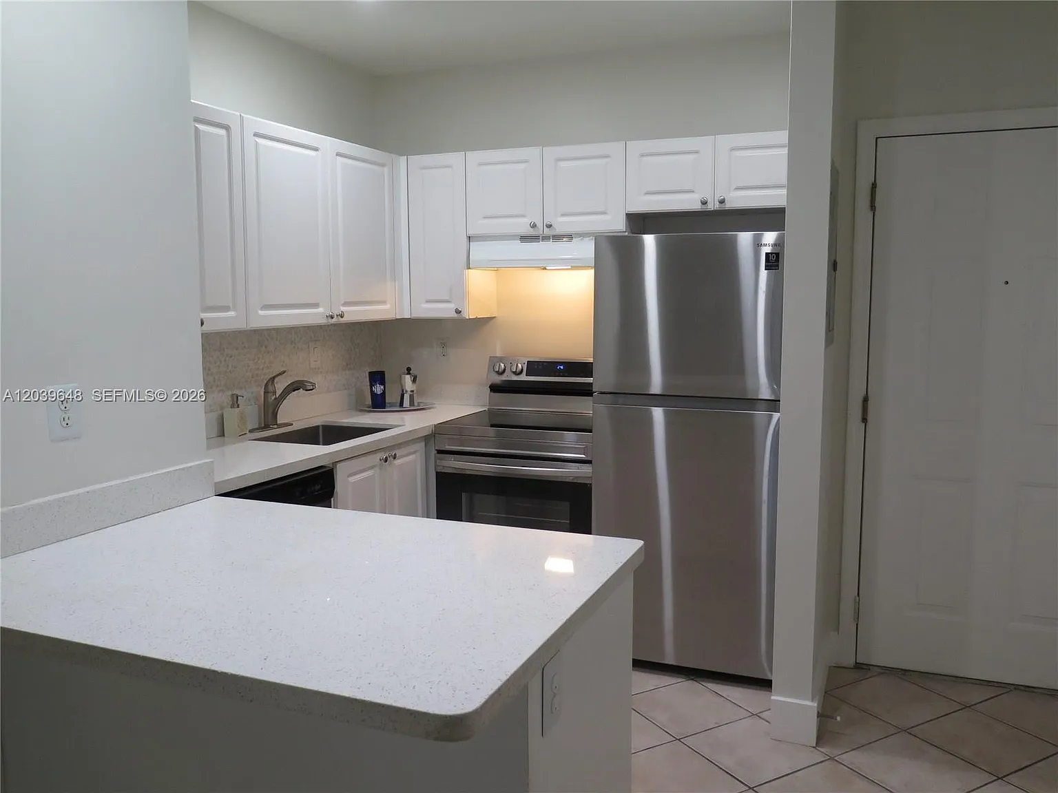 Brickell Terrace Condo — Photo 2