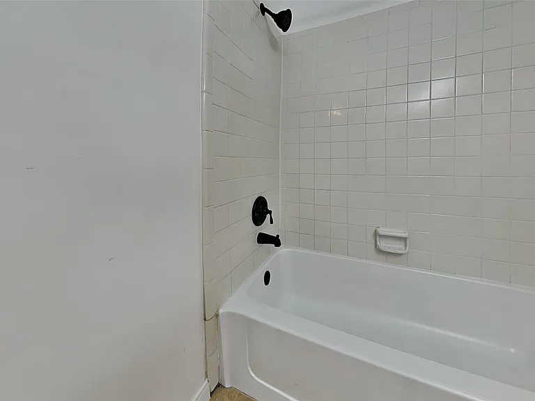6500 Harbor Town Dr #3208 — Photo 9