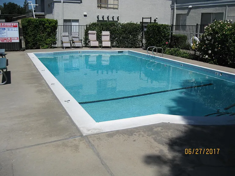 Heatherwood — Photo 19