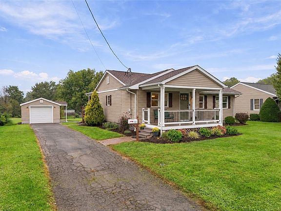2nd image of 120 Maria Ln