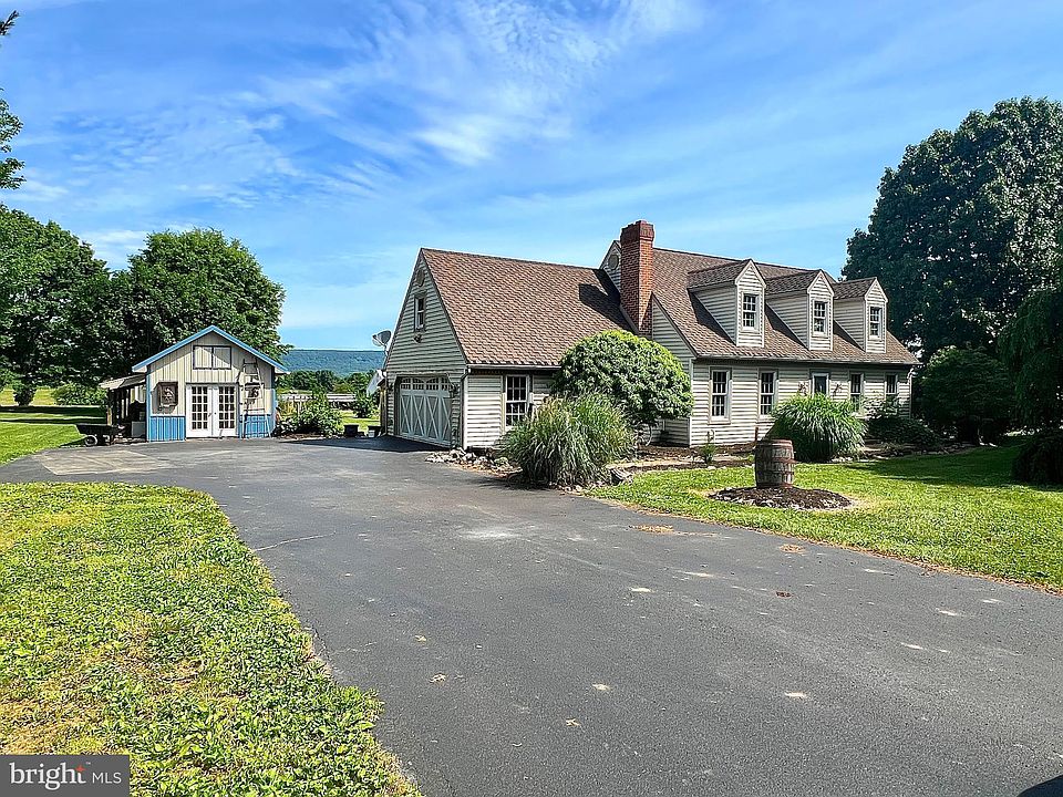 5 Hilltop Dr, Grantville, PA 17028 | Zillow