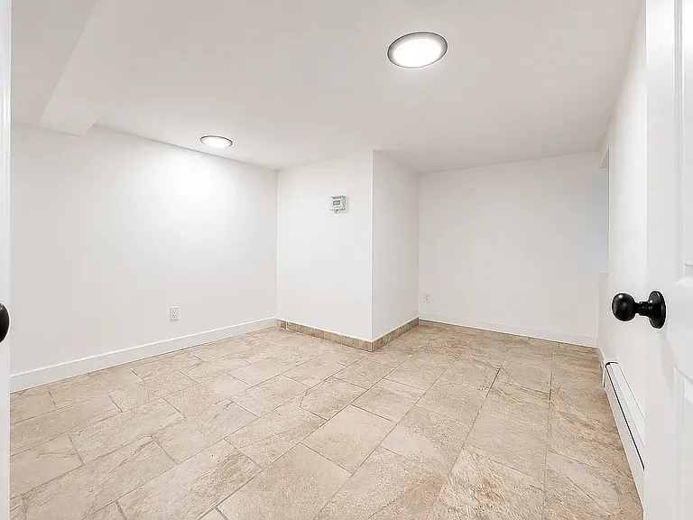 120A Covert St #1A — Photo 17