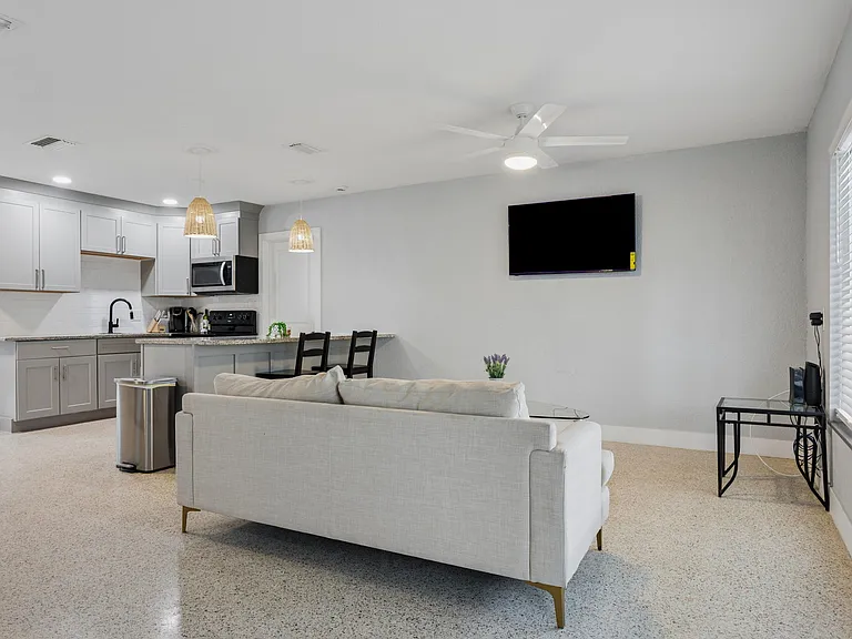 4519 Venetian Blvd NE #1 — Photo 4