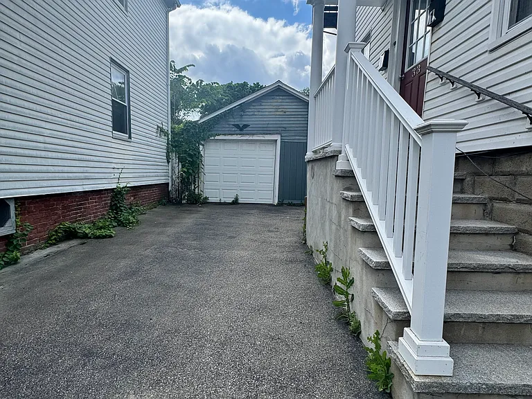 33 Harding St #1 — Photo 12