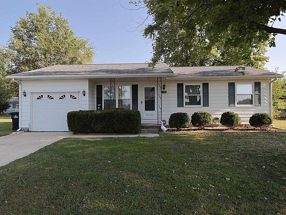 2nd image of 118 Westport Dr
