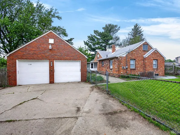 4047 Mitchell Dr, Flint, MI 48506